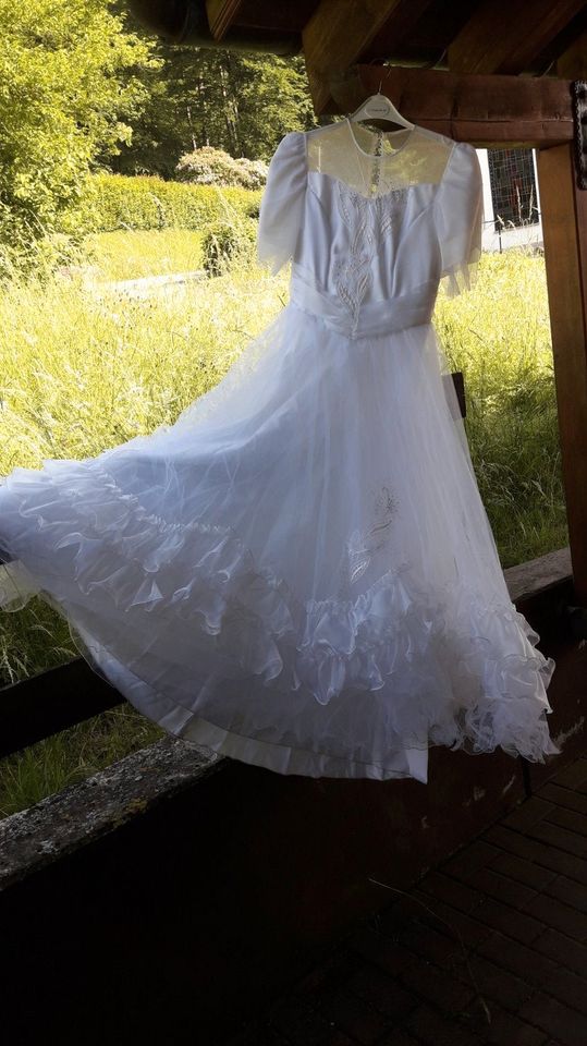 Hochzeitskleid Brautkleid Gr.42/44 in Schönbrunn
