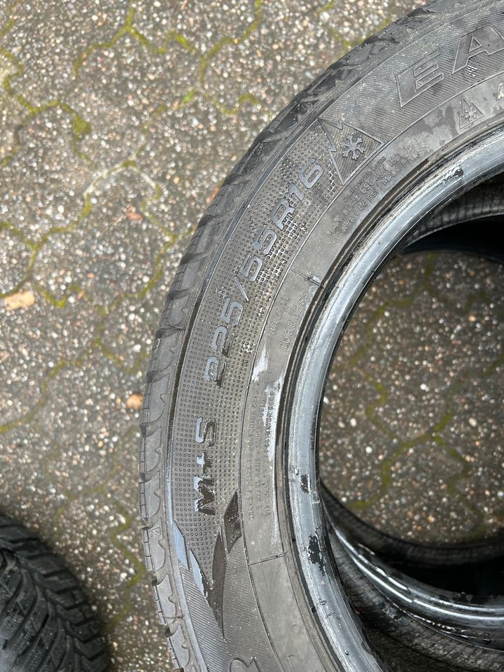 2 St Allwetterreifen 225 55 R16 Goodyear in Odenthal