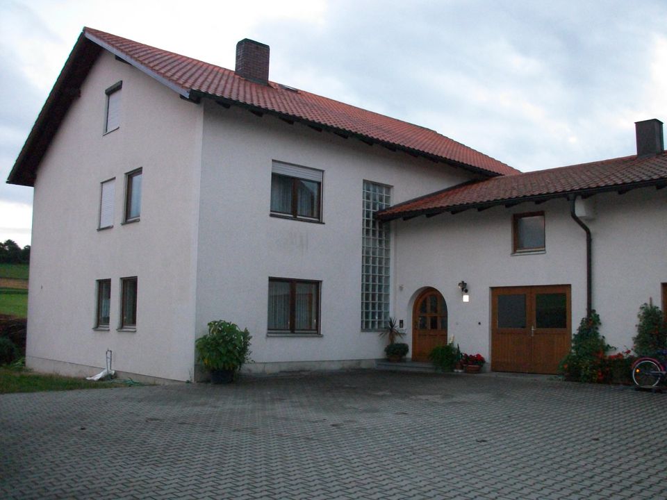 5 Zi-Wohnung - ca. 130 qm in Thanstein