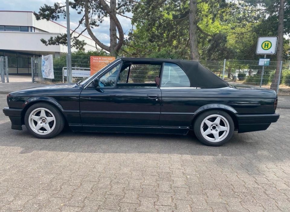 BMW E30 325i Cabrio Verdeck Neu in Rödermark