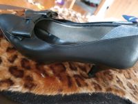 Pumps Lederpumps Tanzschuhe Vintage Gr. 38 schwarze Lederschuhe Bayern - Wunsiedel Vorschau