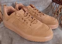 Sneaker 39 UK 6 NEU helles braun Sachsen - Neukirchen/Pleisse Vorschau