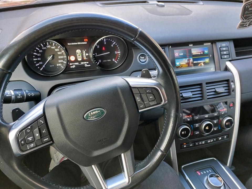 Land Rover Discovery Sport 4WD top Zustand!!!!!!!!!!! in Mönchengladbach