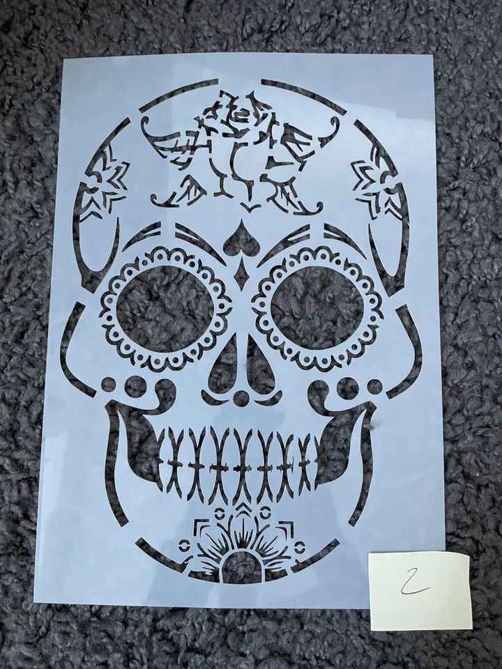 Kunststoff Schablone Schädel Skull Totenkopf Vorlage in Tönisvorst