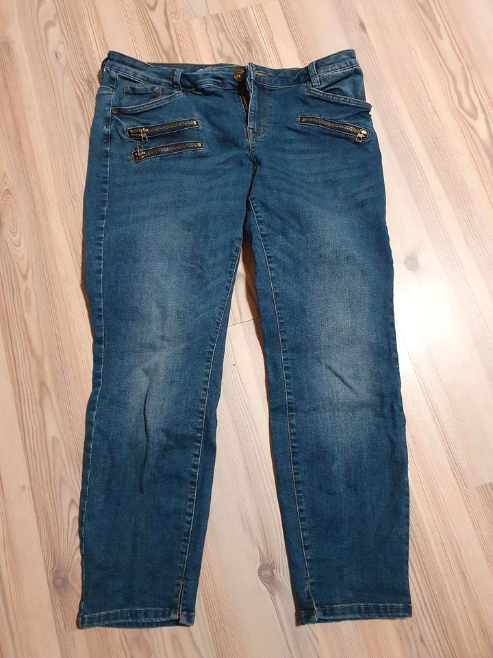 EDC und Tom Tailor Jeans zu verkaufen 31/30, 38/30, 42/28 in Bad Birnbach