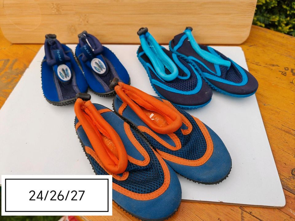 Wasser Schuhe Wasserschuhe Kinder 24 26 27 in Freiburg im Breisgau