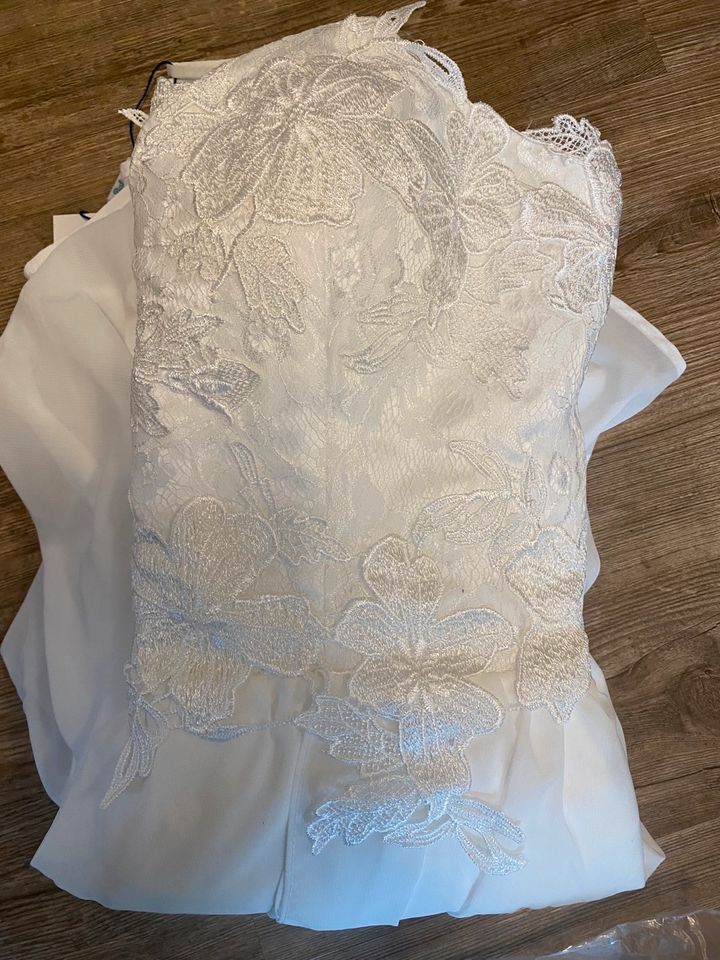 Brautkleid neu kurz mit Überrock Spitze Boho Strand in Mönchengladbach