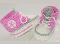 Babyschuhe Chucks Sneakers Gestrickt/gehäkelt 10 cm Berlin - Spandau Vorschau