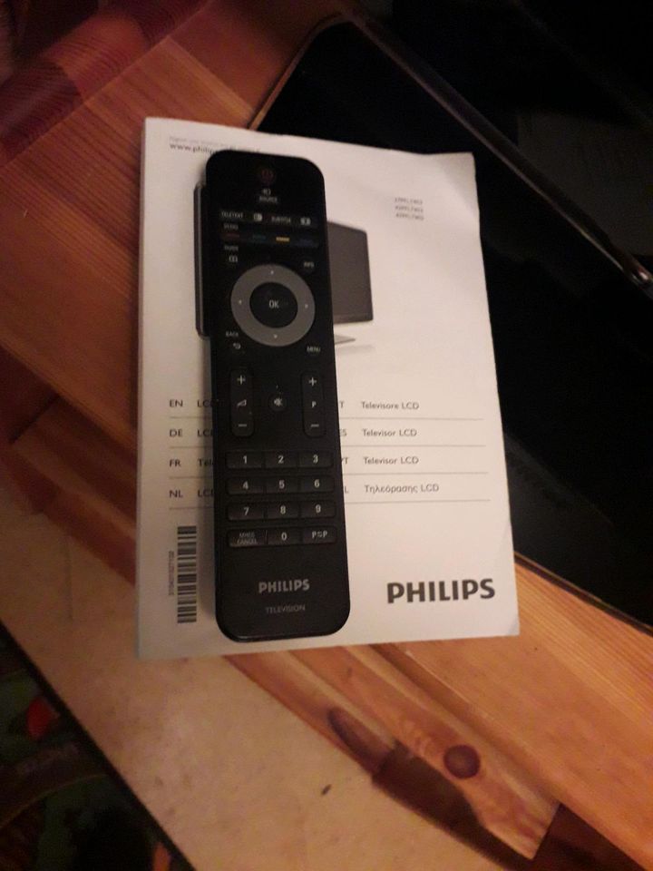 Philips LCD 37PFL7403D/10 TV 37 zoll in Feuchtwangen