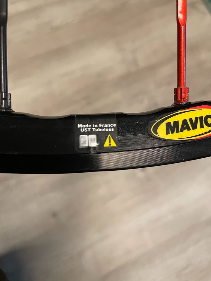 Mavic Crossmax SLR 26" Disc Laufradsatz in Bocholt