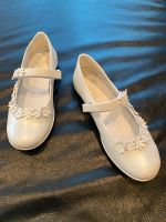 Primigi Riemchenballerina Schuhe Kommunion 34 Nordrhein-Westfalen - Jüchen Vorschau