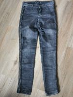 *BLUE EFFECT* Schwarze Jeans mit silber Glitzer, Stretch, Gr. 164 Nordrhein-Westfalen - Paderborn Vorschau