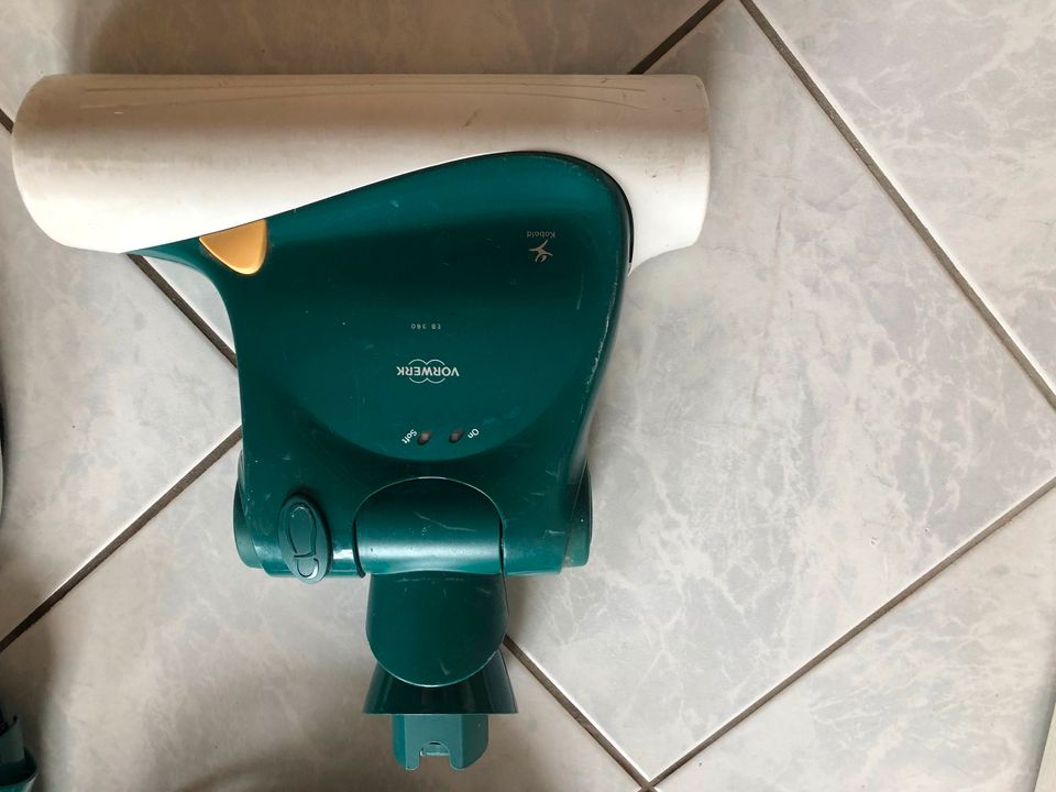 Vorwerk Kobold VK 136 + Pulilux PL 515 + Teppichbürste EB 360... in Nidderau