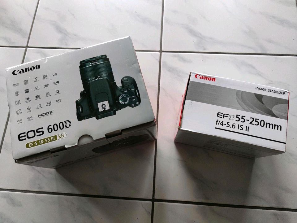 Canon EOS 600D mit 2 Objektiven und Tasche in Duisburg