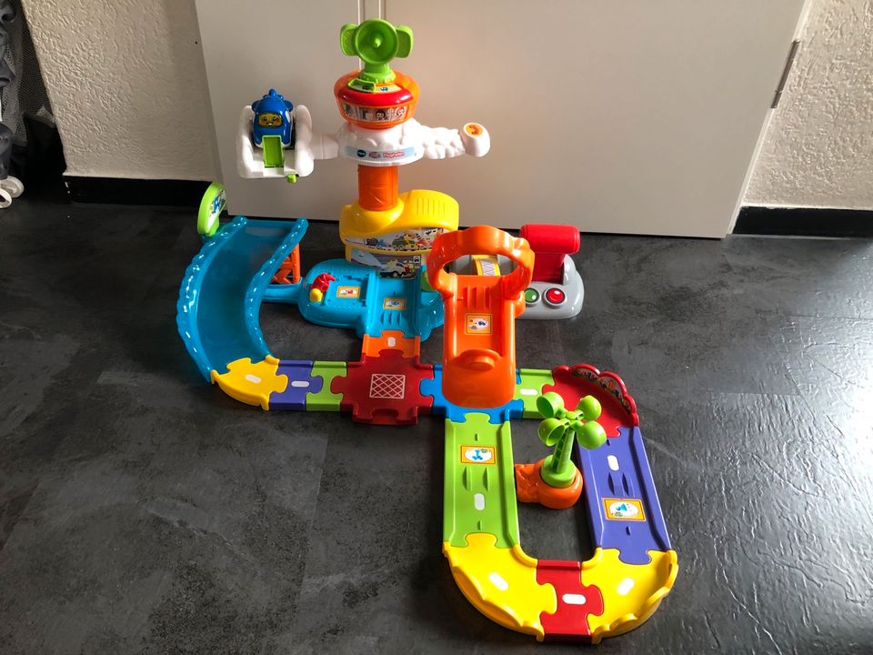 VTech Tut Tut Baby Flitzer Flughafen in Koblenz