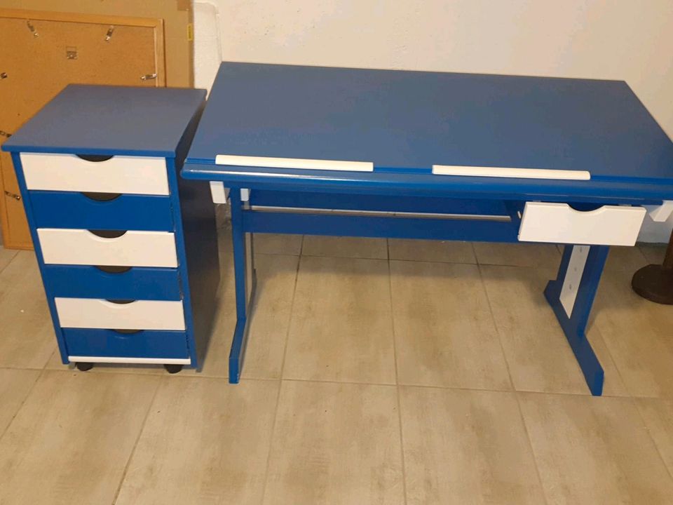 Kinder Schreibtisch + Rollcontainer + Drehstuhl in Niederkassel