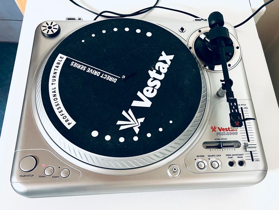 Vestax PDX-2000 Direct Drive Plattenspieler Turntable DJ Scratch2 in Großbettlingen