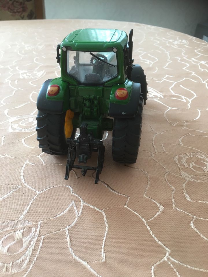 Siku 3252 John Deere 6920S Traktor Farmer-Serie im Maßstab 1/32 in Königslutter am Elm