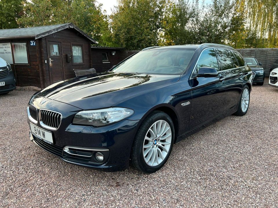 BMW Touring 520d Luxury *Navi*Memory*Kamera*PDC*AHK* in Waltershausen