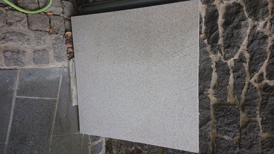 Granitplatte 1m x 1m  Bianco Crystal/Imperial White in Kottenheim