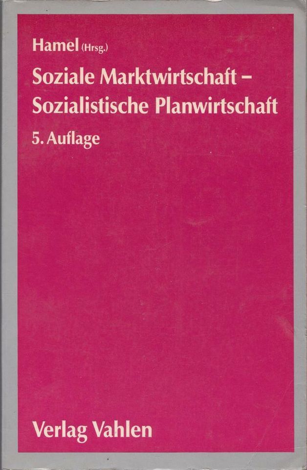 Soziale Marktwirtschaft - Sozialistische Planwirtschaft / Hameln in Berlin