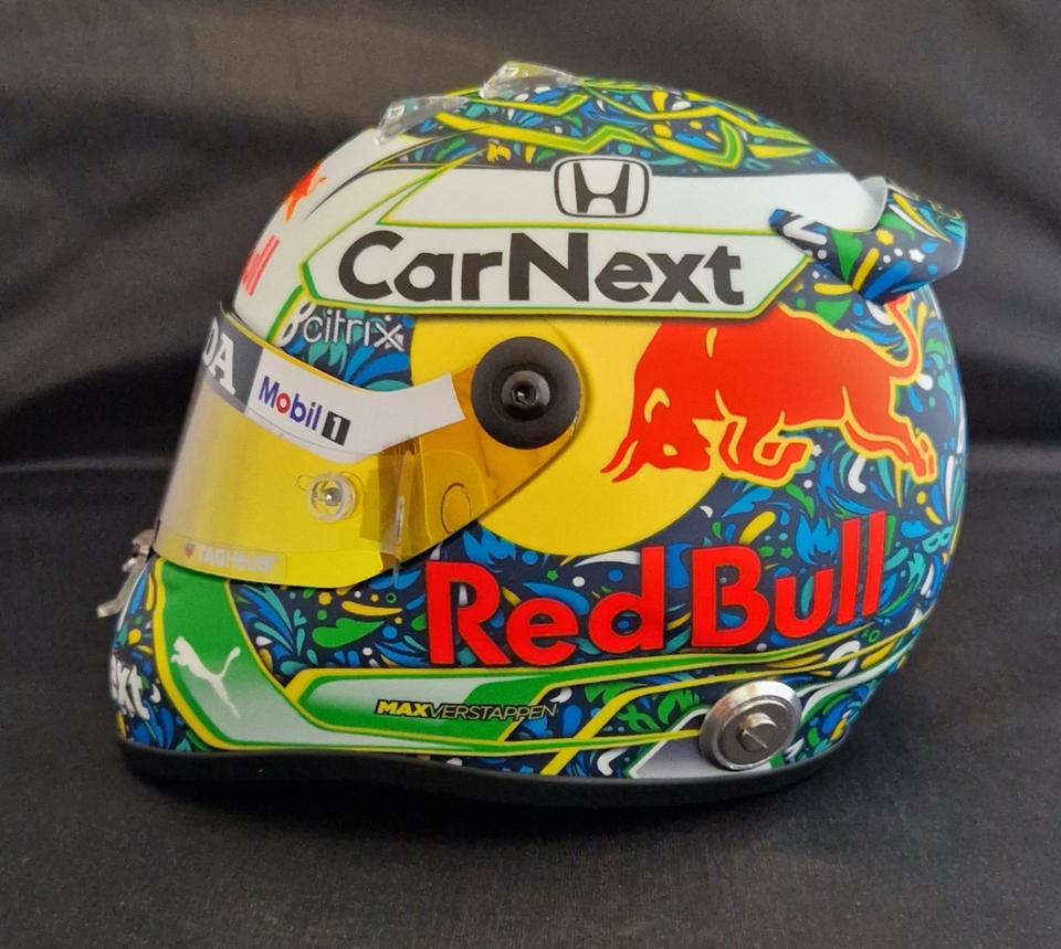 Max Verstappen Helm 1:2 Brasilien 2021 Red Bull F1 in Sinsheim
