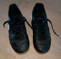 Hallenschuhe Gr. 38,5 von Nike Kr. Altötting - Garching an der Alz Vorschau