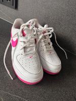 Neuwertige Nike Air Force one 38 pink Essen - Essen-Borbeck Vorschau