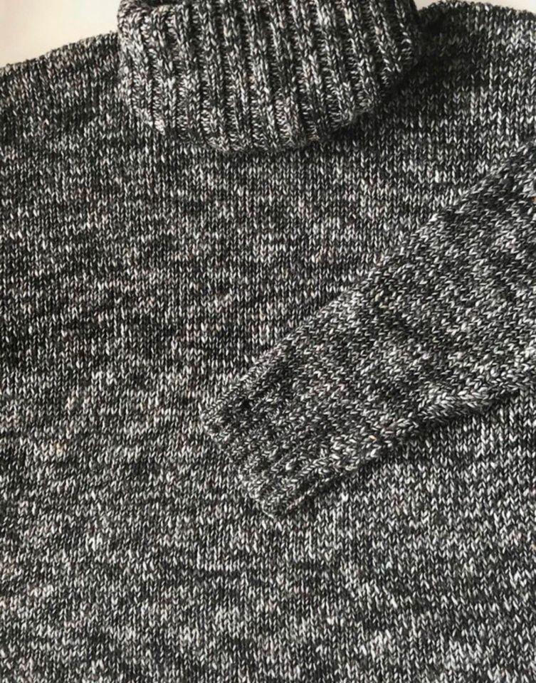 Neu/Ungetragen - Schicker Strick Rollkragen Pullover - Marke: H&M in Münster