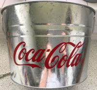 Coca Cola Kühl Eimer Metall Vintage Neuwertig Getränke Kühler Schleswig-Holstein - Wahlstedt Vorschau