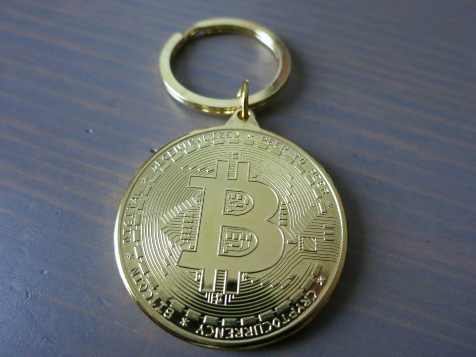 Bitcoin Schlüsselanhänger - Goldfarben - Vollmetall - Neu in Markt Schwaben