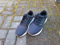 Adidas Schuhe Gr. 10,5 UK Grösse / Deutsche Grösse  41/42 Sachsen - Bockau Vorschau