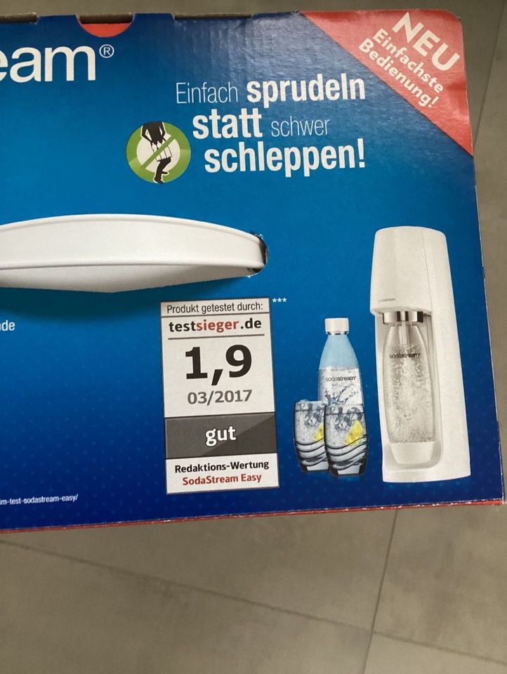 SodaStream Easy weiß Vorteilspack- 2 Flaschen 2 Gläser NEU in Chemnitz