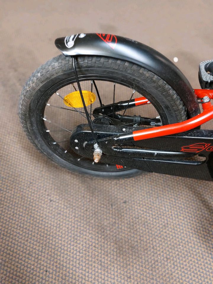 Kinder Fahrrad Scool xlite 16 Zoll in Gründau