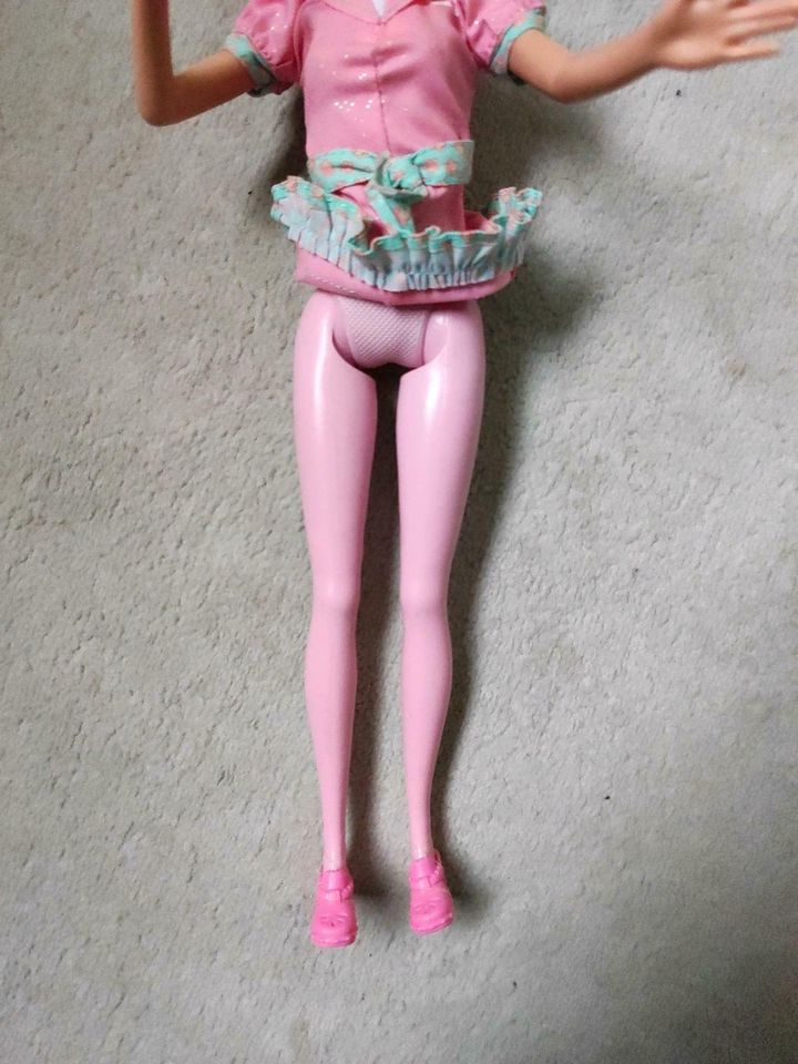 Mattel Barbie China 1999 Nr.1440 HF, rosa Beine in Oststeinbek