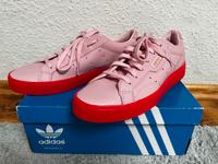 Nagelneue Adidas Sneaker Special Edition Bayern - Bamberg Vorschau
