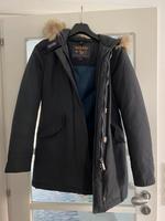 Woolrich Arctic Parka Damen, Größe XS, Daunen Jacke Winter Kr. München - Putzbrunn Vorschau