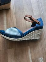 Sandalen mit Keilabsatz Hessen - Eschborn Vorschau
