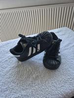 Adidas Schuhe Gr 27 Hessen - Espenau Vorschau