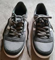 Turn Schuh SNEAKERS 42 grau weiß  Informationen = TEXT LESEN! Thüringen - Gotha Vorschau