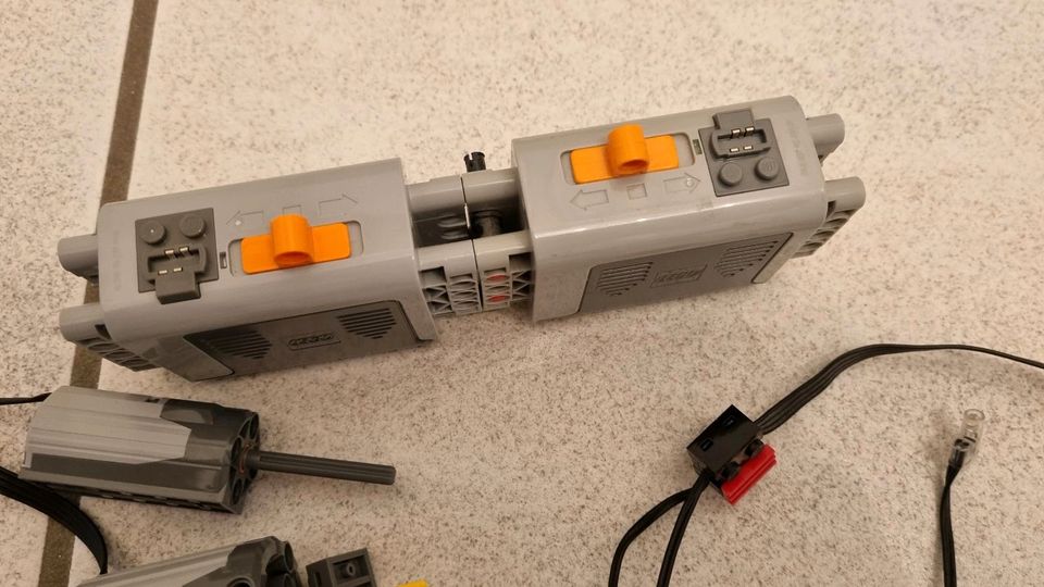 Lego Technic Konvolut Power Functions Sammlung XL Motor 8883 8882 in Nußloch