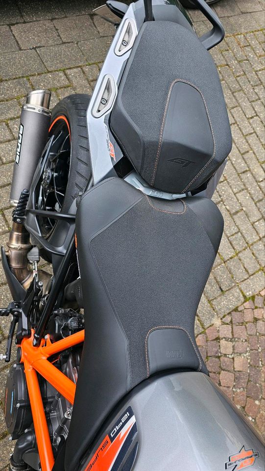 KTM 1290 Superduke GT Scheckheft Service Reifen Kette Bremsen TOP in Merzenich