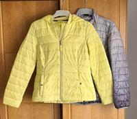Gr. 36 leicht wattierte Steppjacke mit Kapuze gelb und  grau Dresden - Weixdorf Vorschau