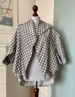 Ancora Moda Cape Jacke Bouclé Gr. 38 bis 42 Nordrhein-Westfalen - Bottrop Vorschau