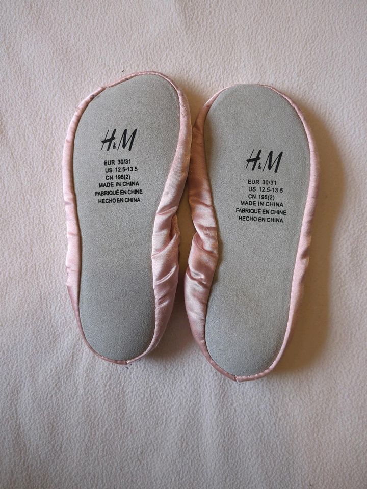 Ballettschühchen Gr. 30/31 H&M rosa in Planegg