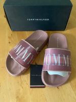 Tommy Hilfiger Badelatschen Schuhe Sandalen Hausschuhe Gr. 31 Mecklenburg-Vorpommern - Gützkow Vorschau