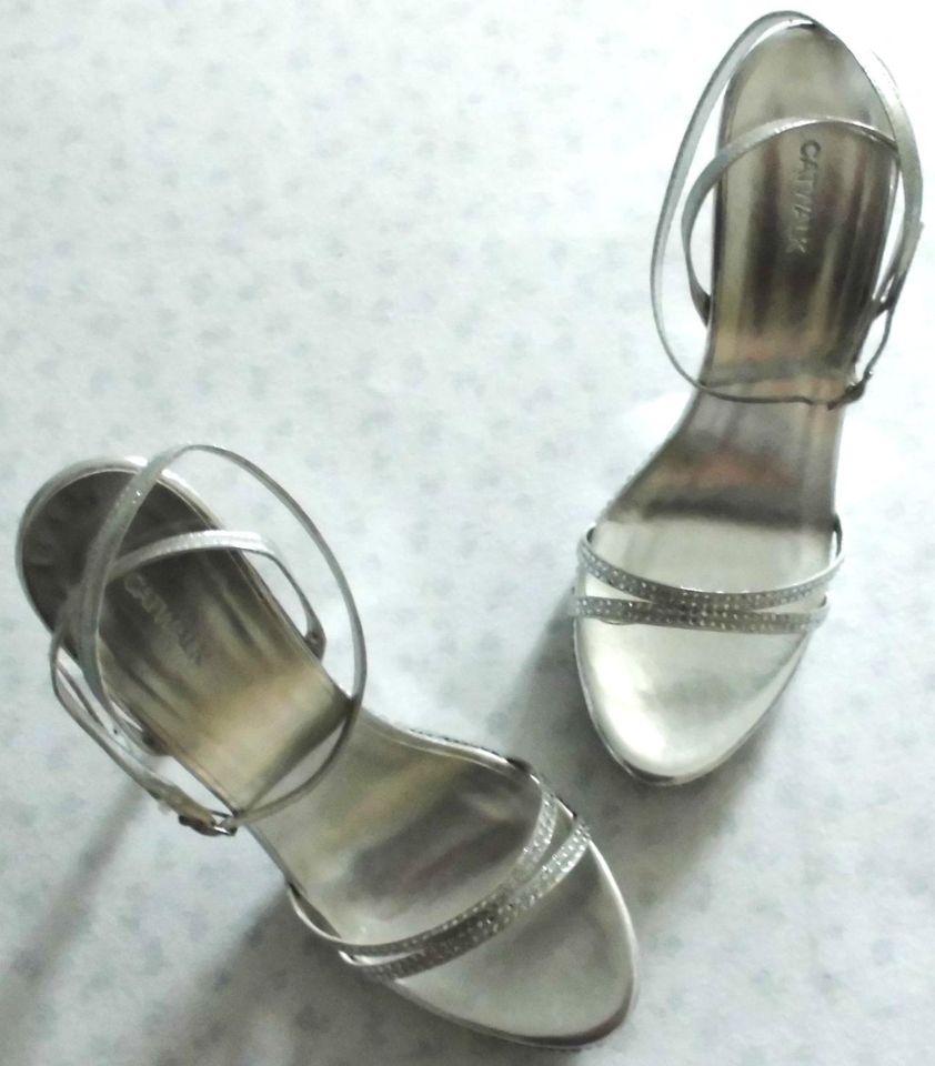 High Heels Sandalette silber Gr. 40 in Gelsenkirchen