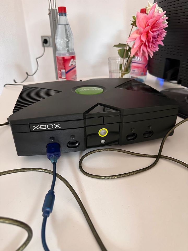 Xbox Classic Voll Funktionsfähig 50 VB in Marburg