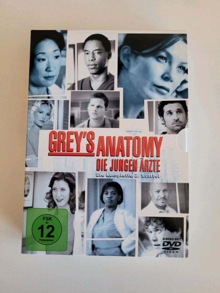 Grey's Anatomy alle Staffeln TOP - Paketpreis in Bielefeld