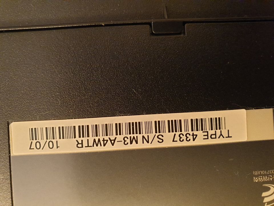 Lenovo Think Pad Typ 4337 Dockingstation inkl.Kabel & Schlüssel in Wienburg